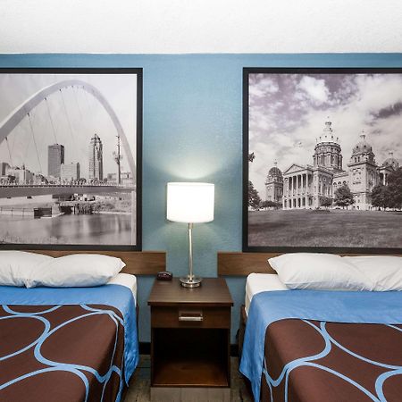 Super 8 By Wyndham Urbandale/Des Moines Area Motel Dış mekan fotoğraf