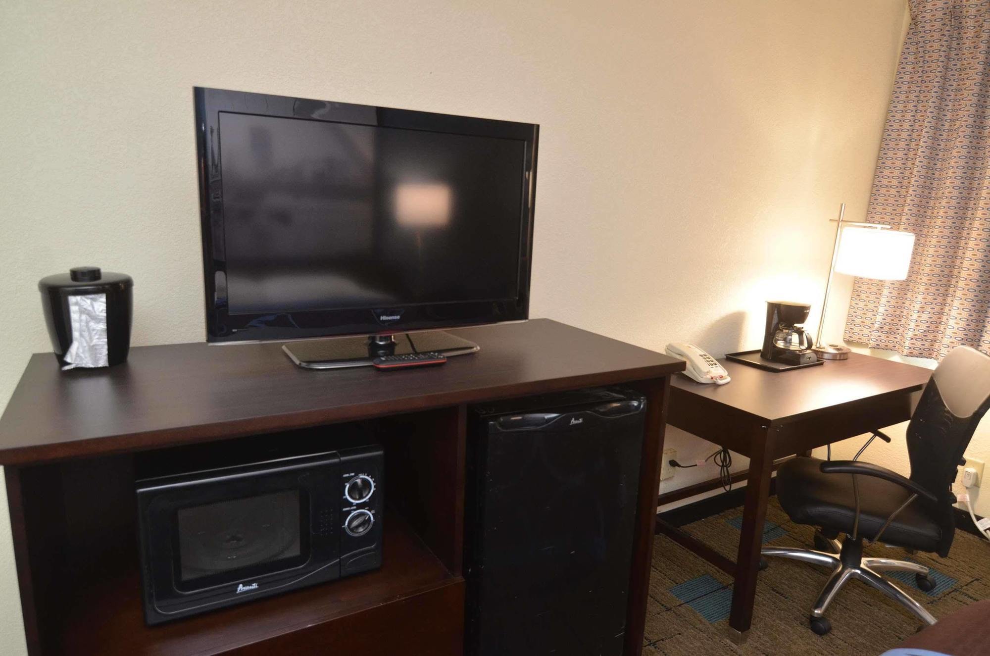 Super 8 By Wyndham Urbandale/Des Moines Area Motel Dış mekan fotoğraf