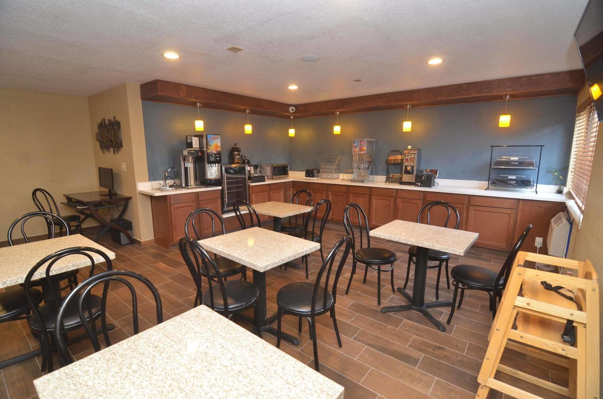 Super 8 By Wyndham Urbandale/Des Moines Area Motel Dış mekan fotoğraf